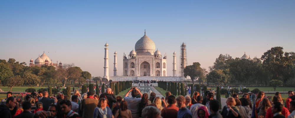 Jewels of the Journey- Luxury Traveler's Handbook to Exploring India