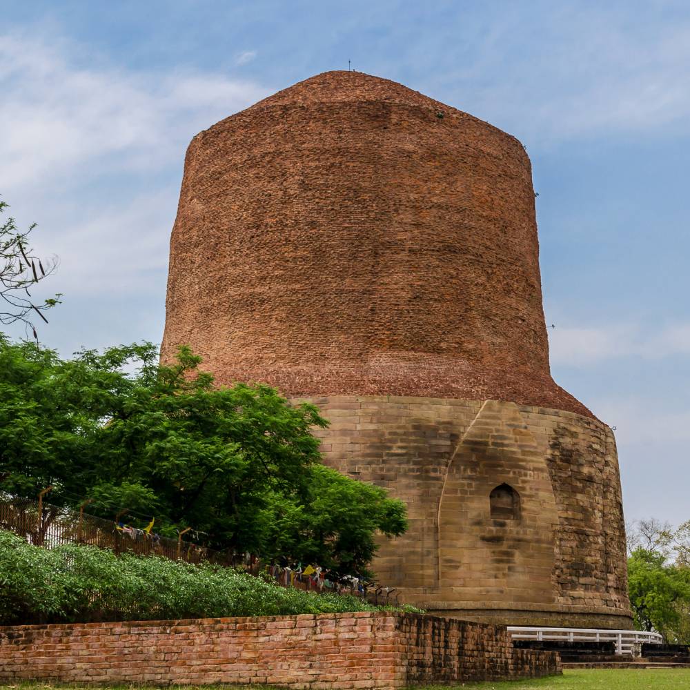 Sarnath Temple and Dhamek Stupa (Uttar Pradesh)