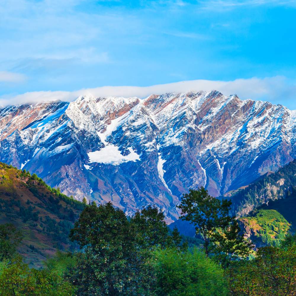 Rohtang Pass: Gateway to the Enchanting Beyond 