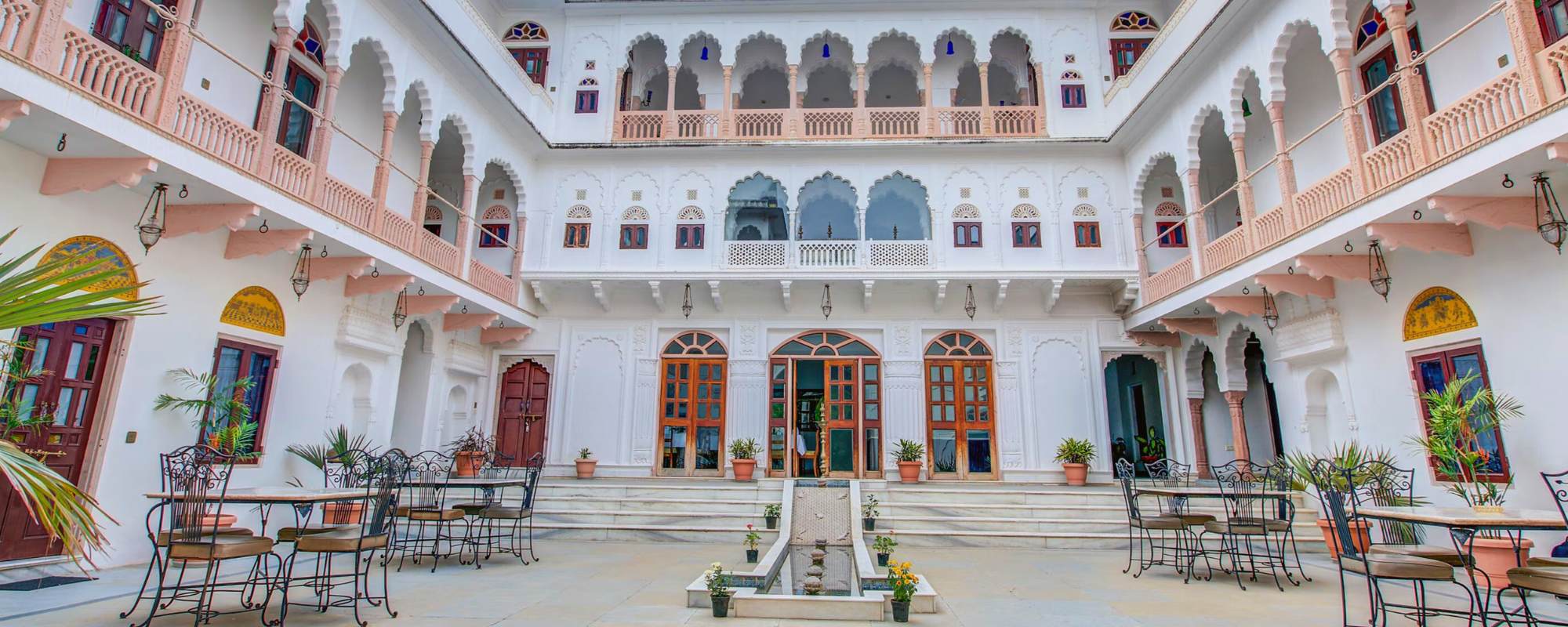 Hidden Gems of Rajasthan – Explore Offbeat Villages and Royal Retreats