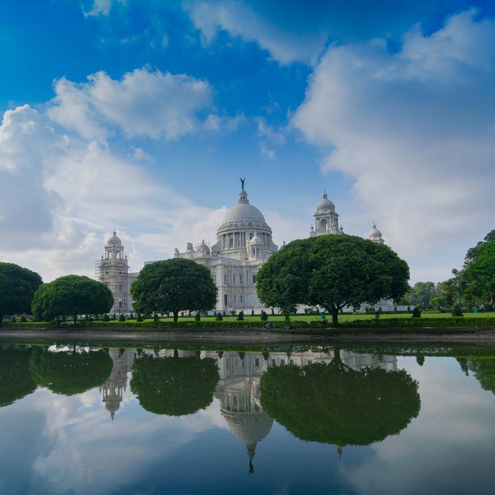 Kolkata: Culture, Literature, and Street Food