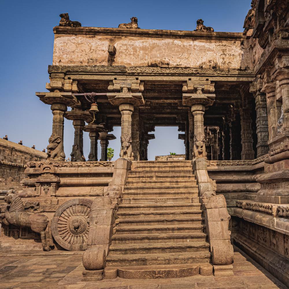 Kumbakonam, (Tamil Nadu) is often called the "Temple Town of Tamil Nadu.