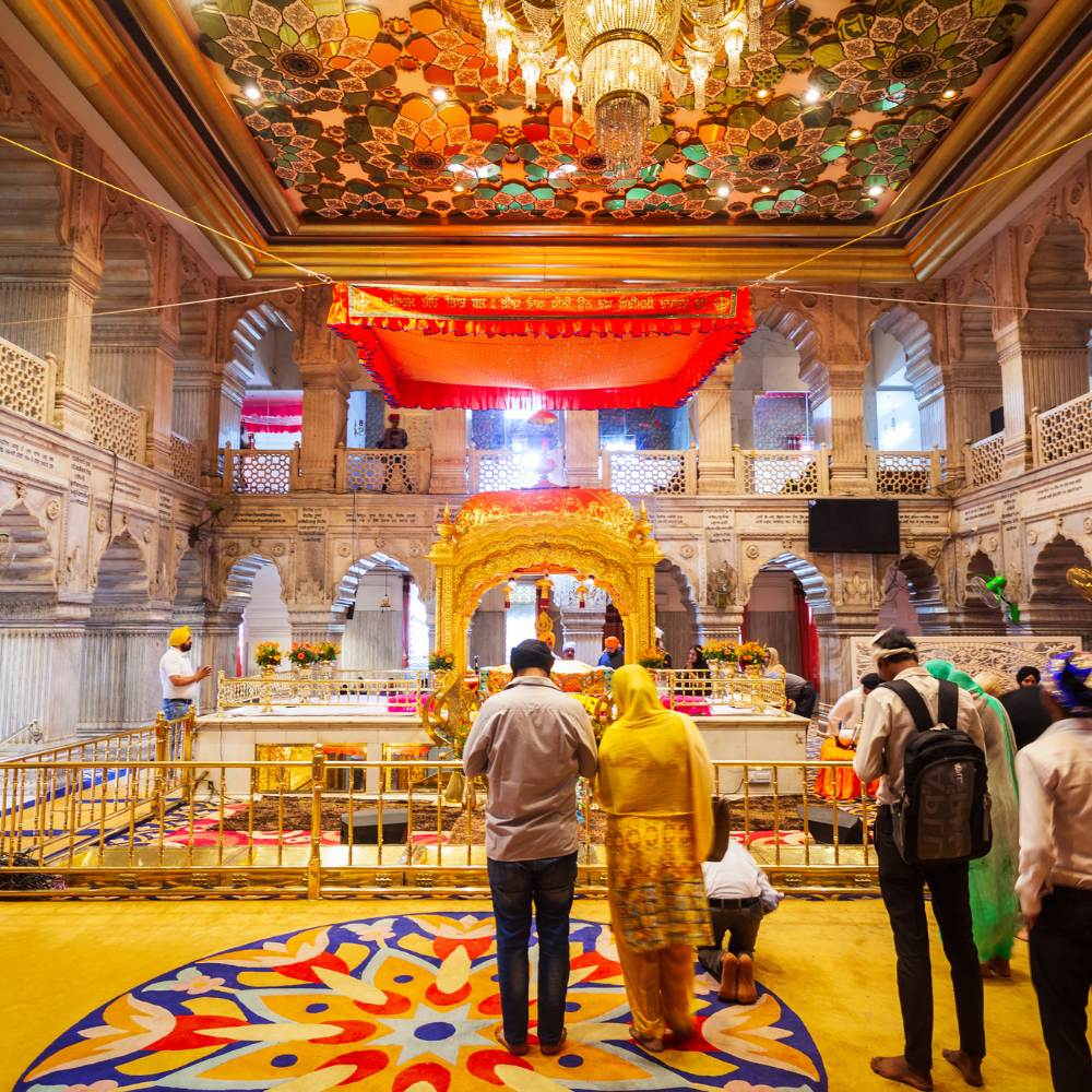 Gauri Shankar Temple and Sis Ganj Sahib Gurudwara